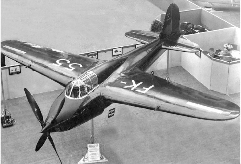 Винты самолета в обратную сторону