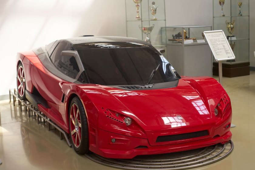 Лада революшен