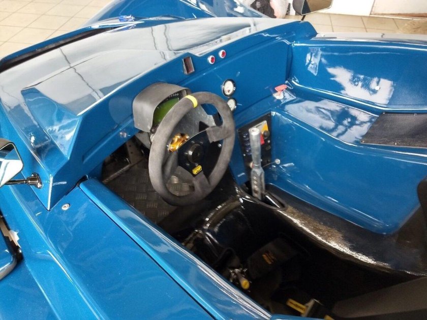 Lada Revolution 3 салон