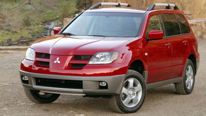 Митсубиси Аутлендер 2003