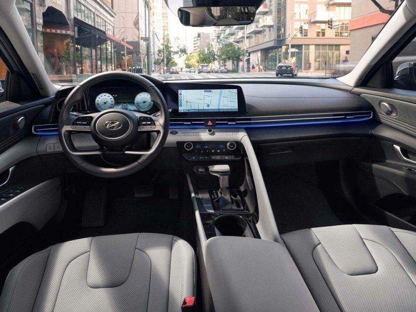 Hyundai Elantra 2021 Interior