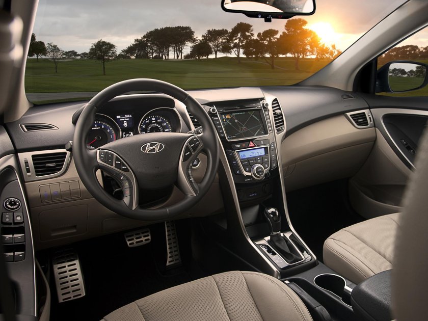 Hyundai Elantra 2015 Interior