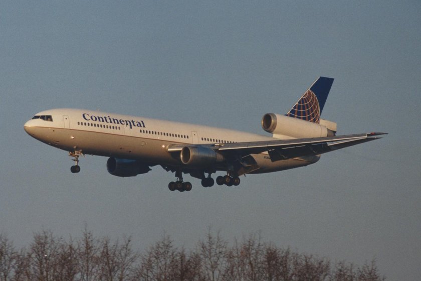 MCDONNELL Douglas DC-10