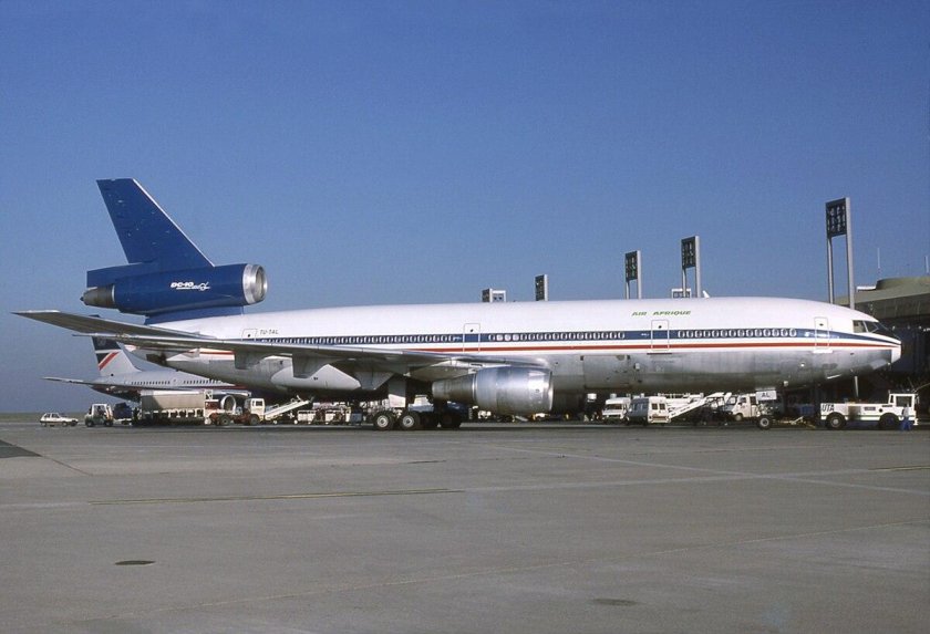 MCDONNELL Douglas DC-10-30