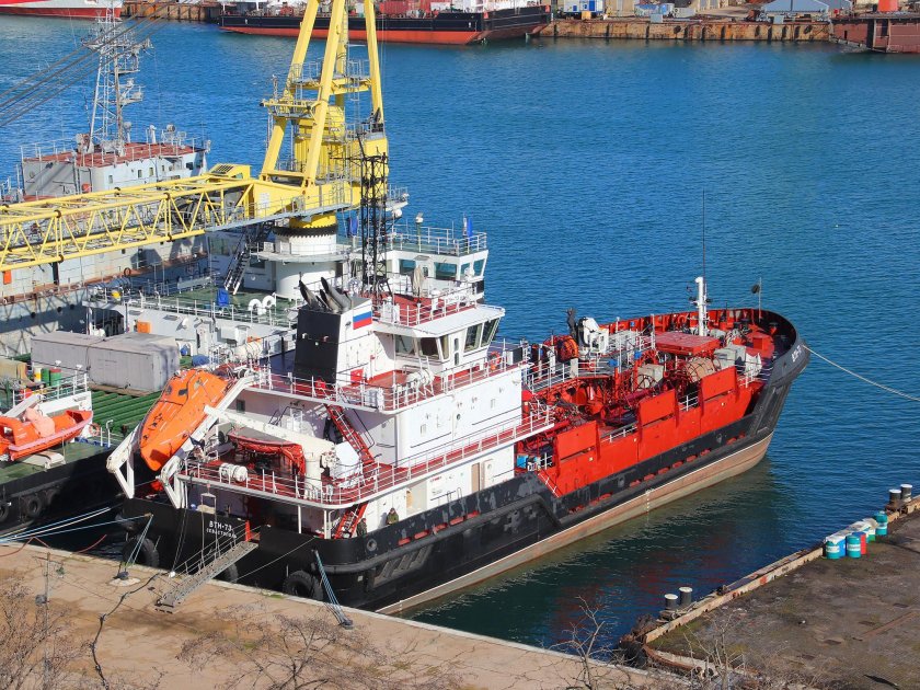 Малый морской танкер проект 23630