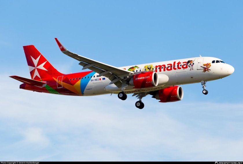 Air Malta a320 Neo Night-time