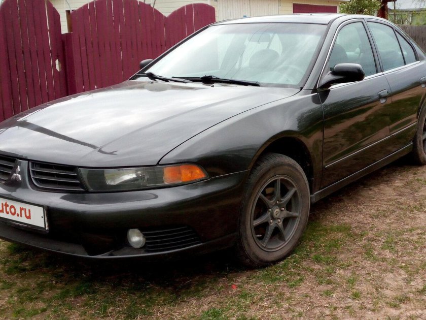 Mitsubishi Galant 2003