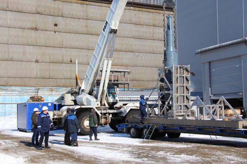 Плавучие станции для выгрузки ядерного топлива