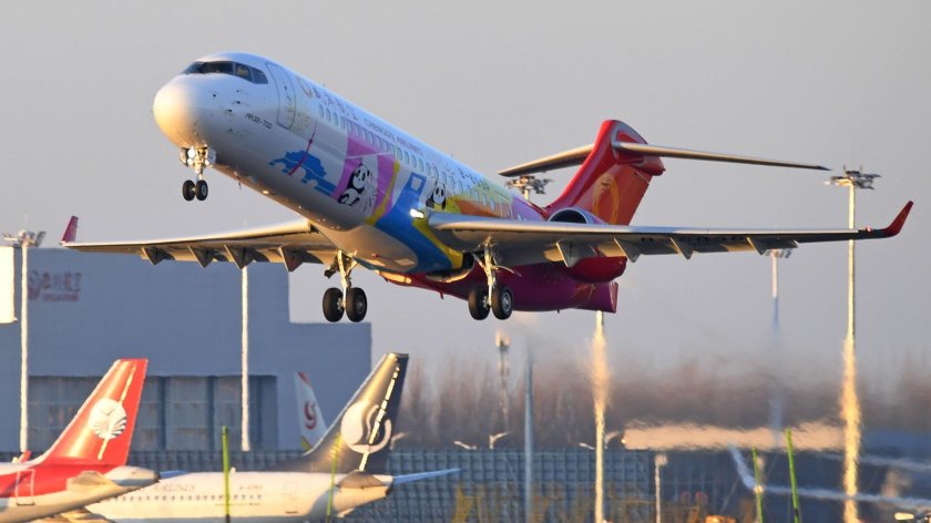 Comac arj21