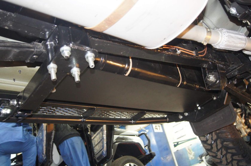 Силовые пороги риф на УАЗ 469