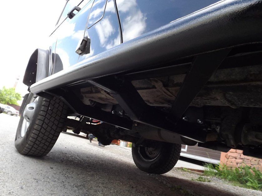 Силовые пороги УАЗ Хантер