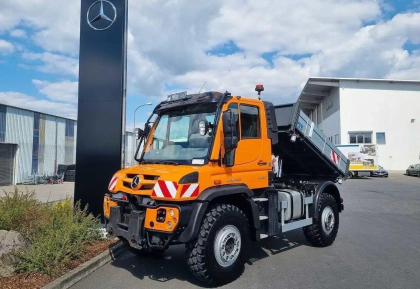 Mercedes Benz Unimog u5023