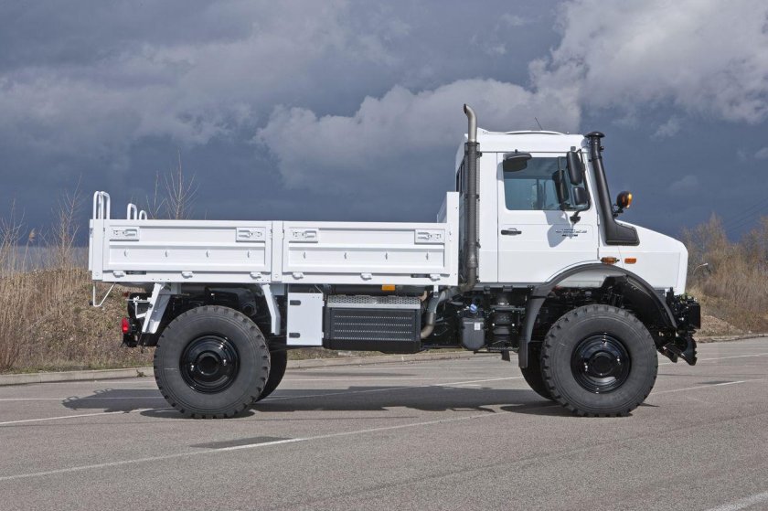 Unimog u5023