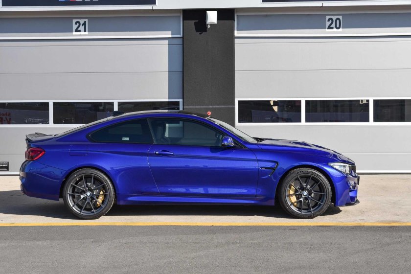 BMW m4 CS