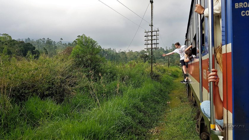 Девятиарочный мост Шри-Ланка