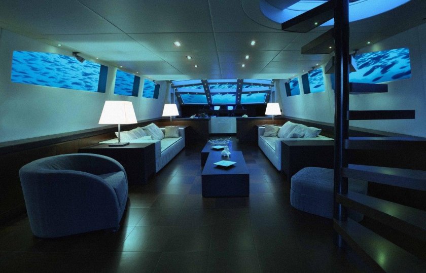 Lover’s Deep Luxury Submarine, сент-Люсия