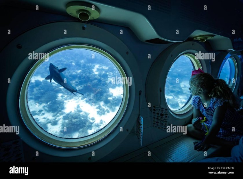 Окно в подводной лодке