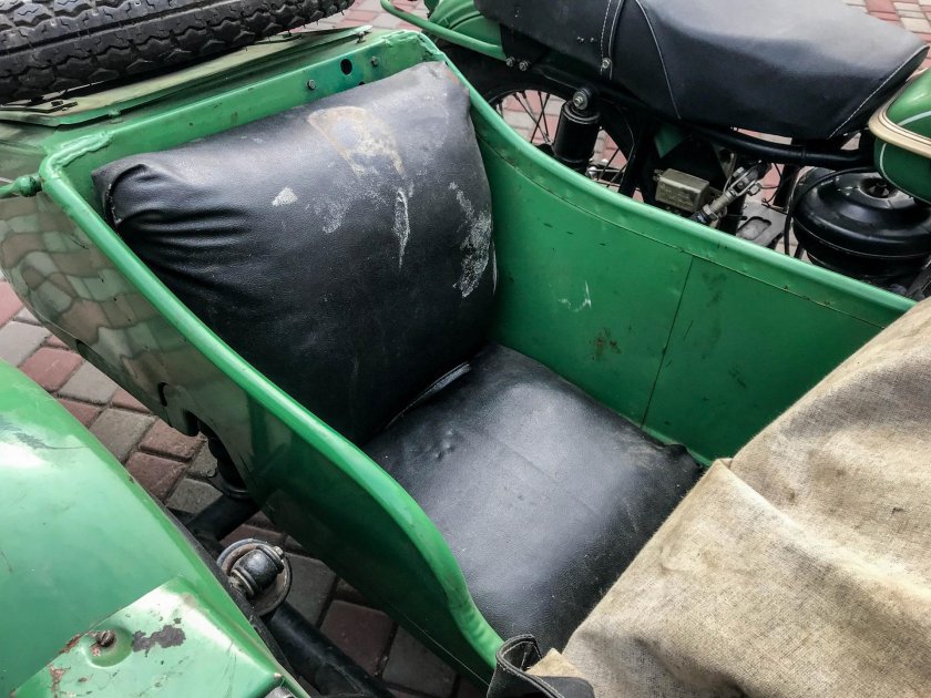 Сиденье на мотоцикл Урал