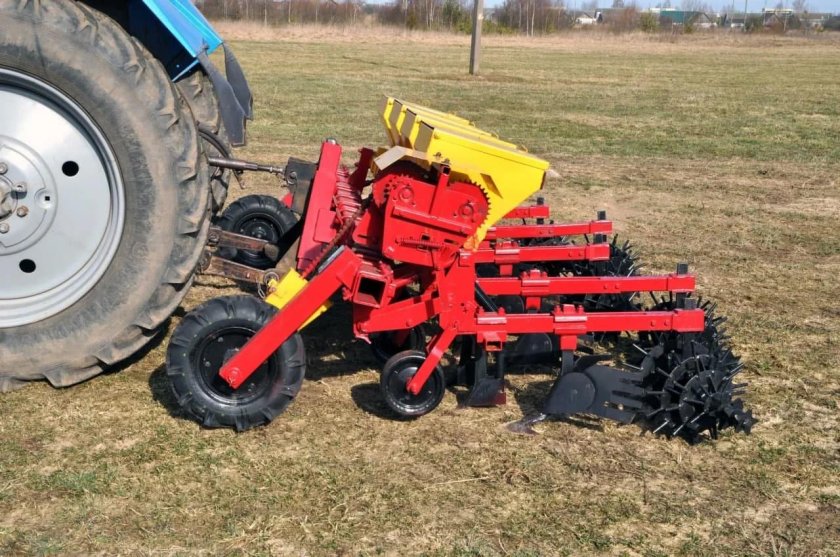 Окучник кон-2.8