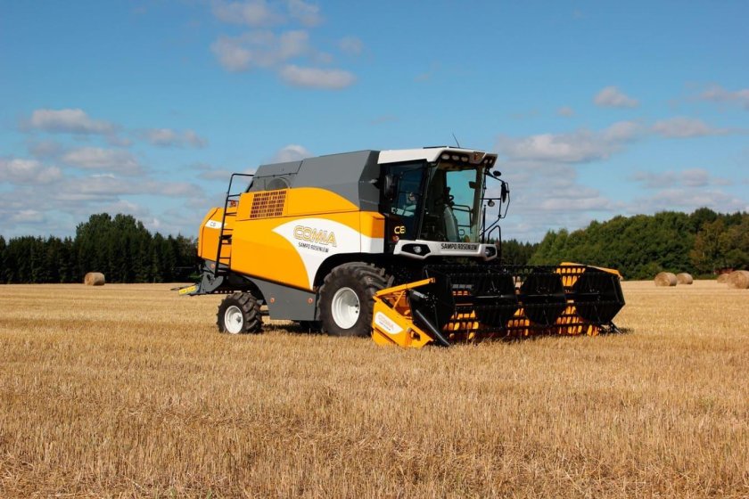 Комбайн Sampo Rosenlew