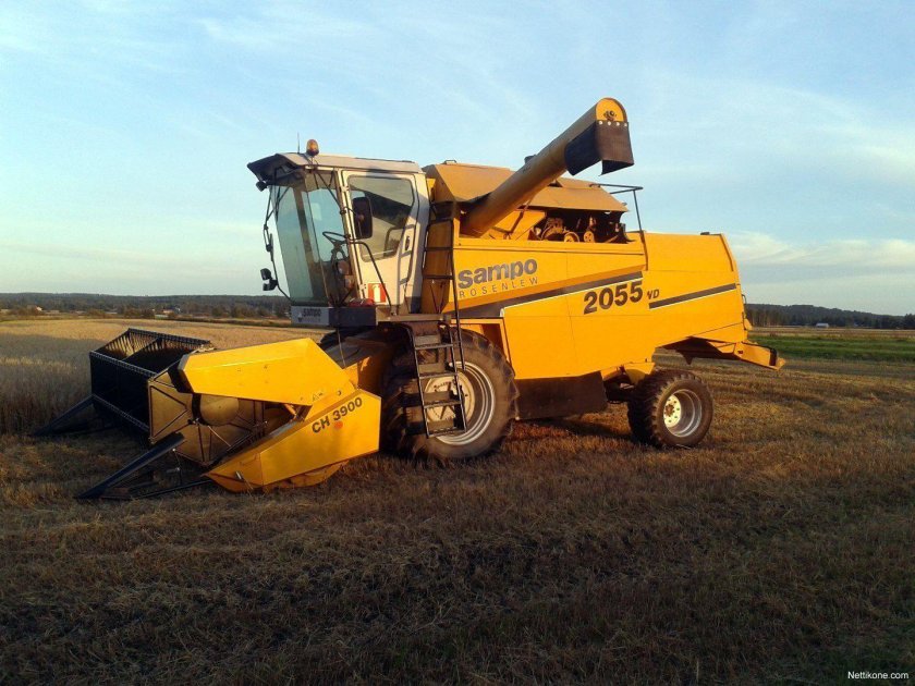 Комбайн Сампо 2055