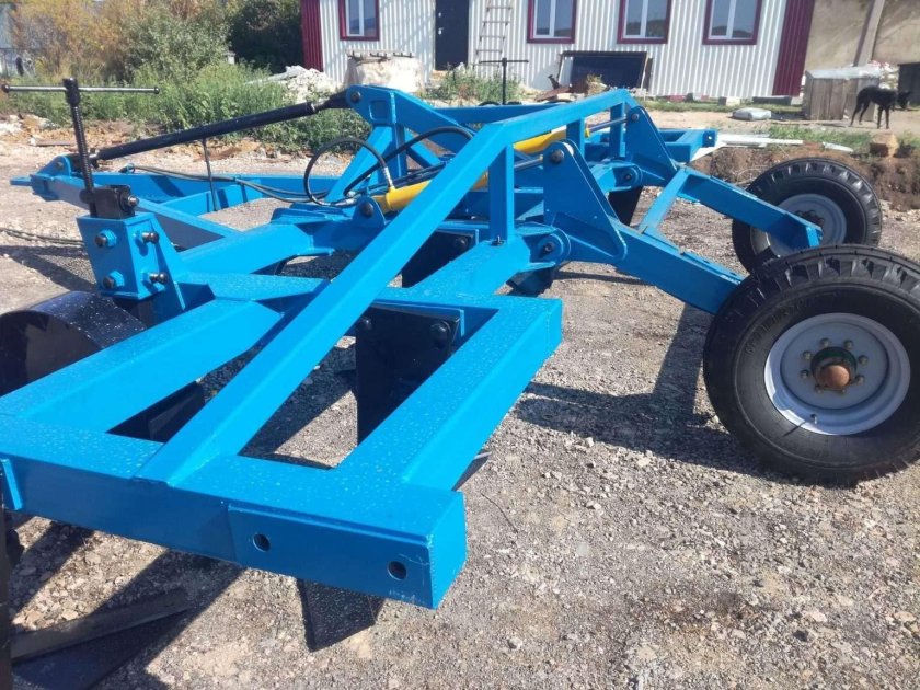 Плоскорез глубокорыхлитель для к-700