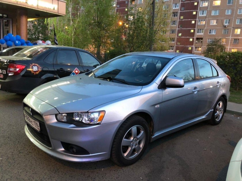 Митсубиси Лансер хэтчбек 2008