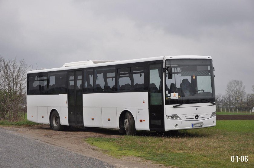 Mercedes-Benz Intouro