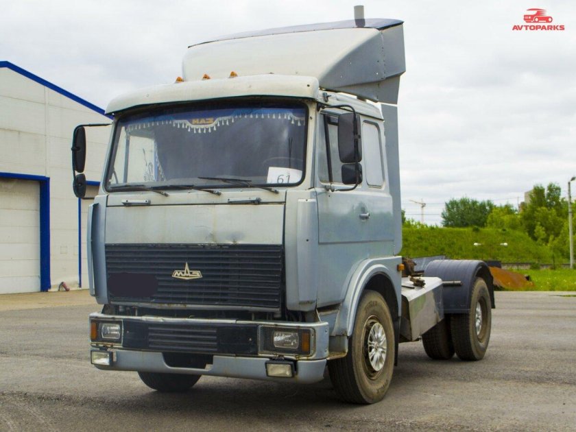 Седельный тягач МАЗ 54323
