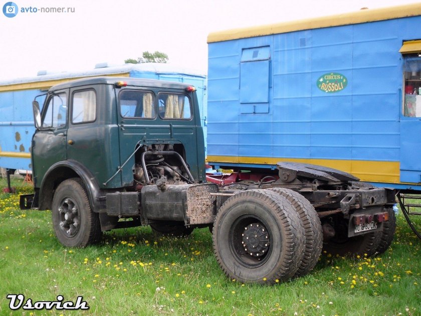 МАЗ 500 седельный тягач