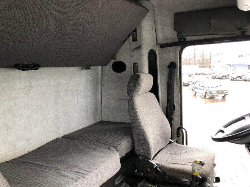 Кабина МАЗ 5440 со спальником