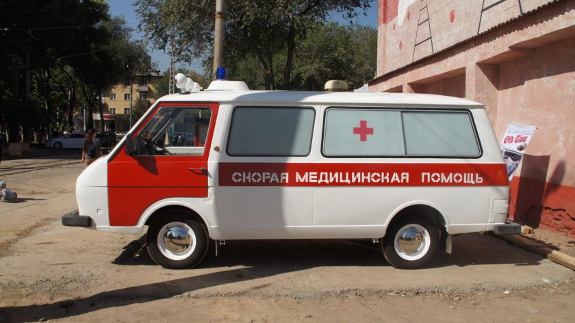 РАФ-2203 микроавтобус скорая