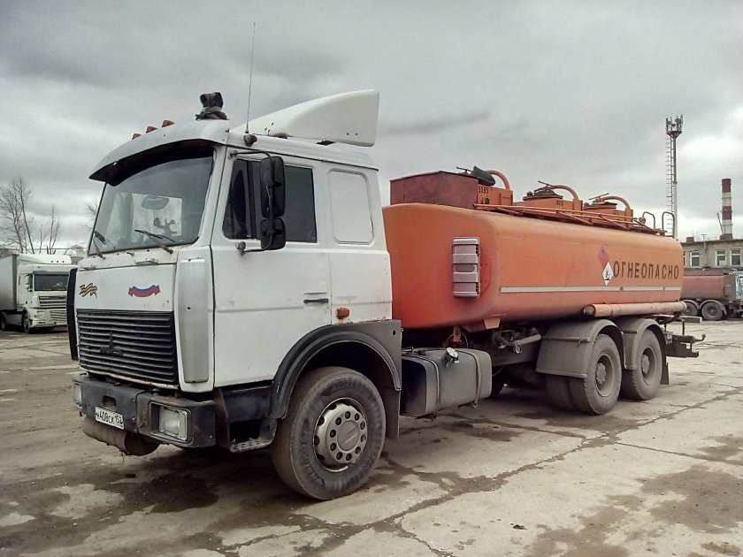 МАЗ 5337 бензовоз