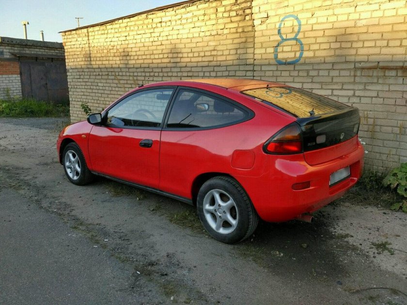 Mazda 323 ba купе