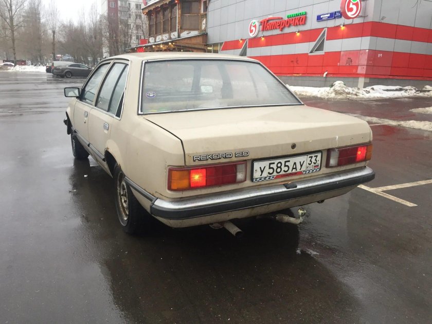 Опель рекорд 1978