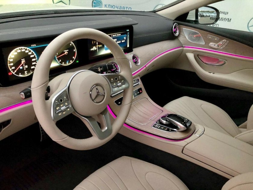 Mercedes Benz CLS 2022 салон