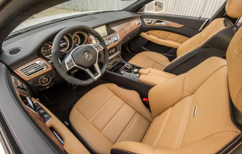 Mercedes CLS 63 AMG Interior