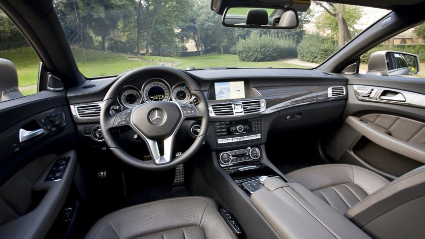 Mercedes CLS 200 салон