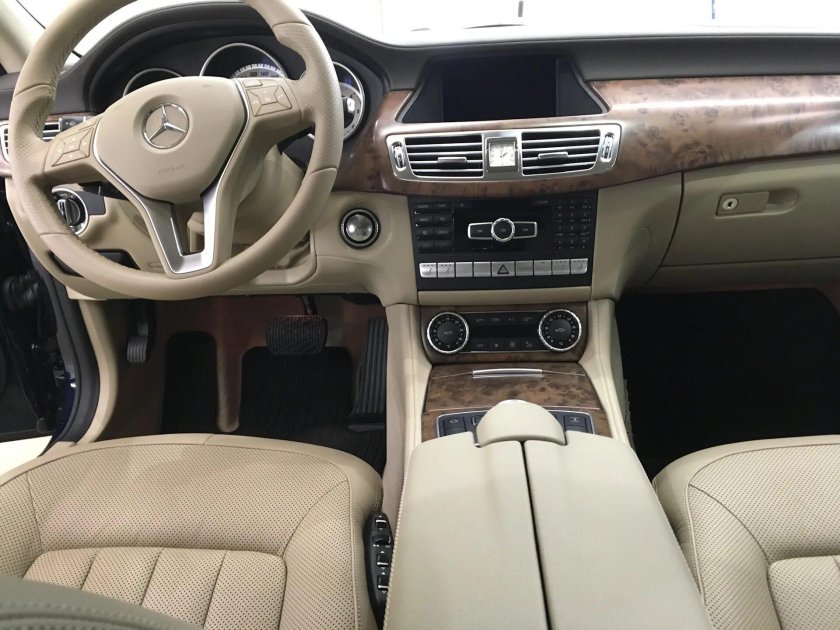Мерседес CLS 350 салон