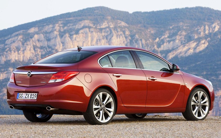 Опель Инсигния