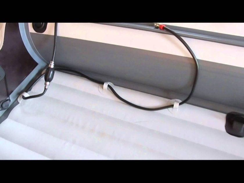 Крепление топливного бака в лодке ПВХ С НДНД