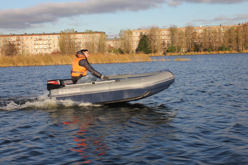 Лодка флагман dk 320