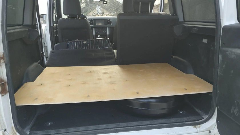 УАЗ Патриот ровный пол в багажнике