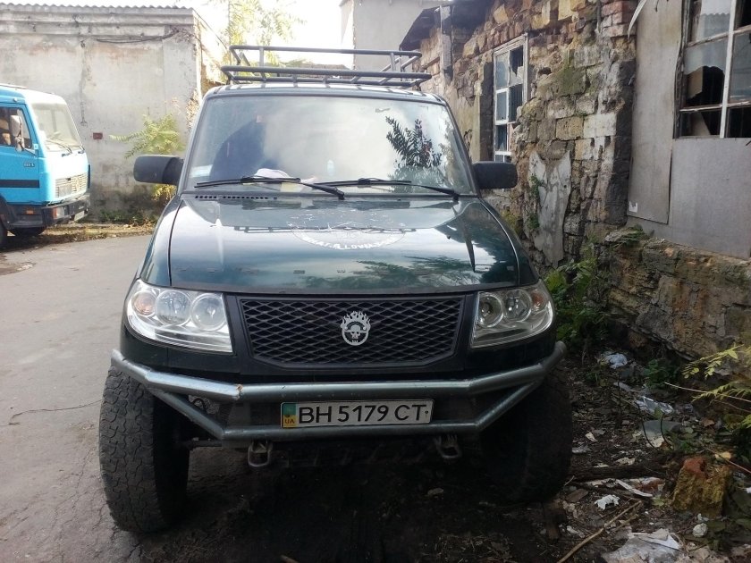 Силовой бампер на УАЗ Патриот