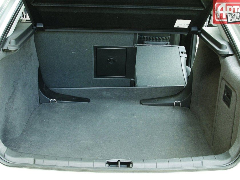 Опель Вектра с лифтбек багажник