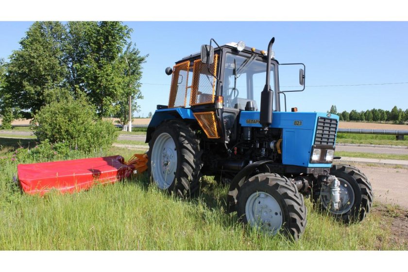 Трактор МТЗ 82 .1 С косилкой