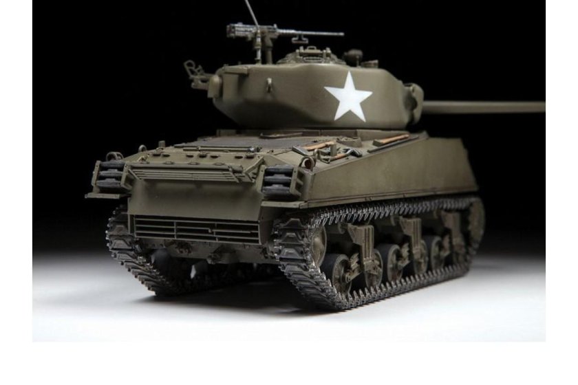 3676 Звезда 1/35 американский средний танк м4а3 (76) w «Шерман»