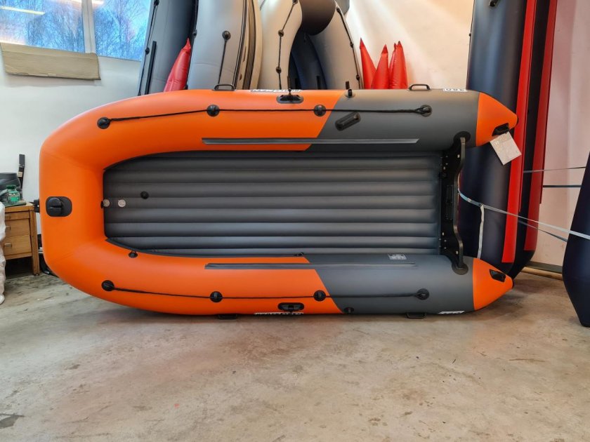 Boatsman НДНД лодка bt380a