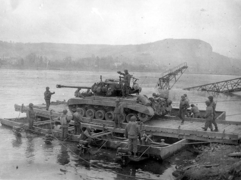 Переправа через Рейн 1945