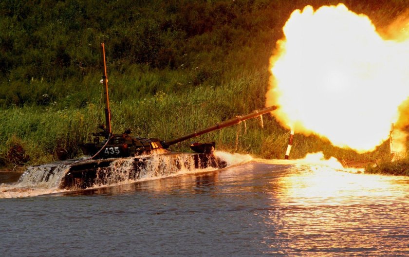 Танк т-72 под водой